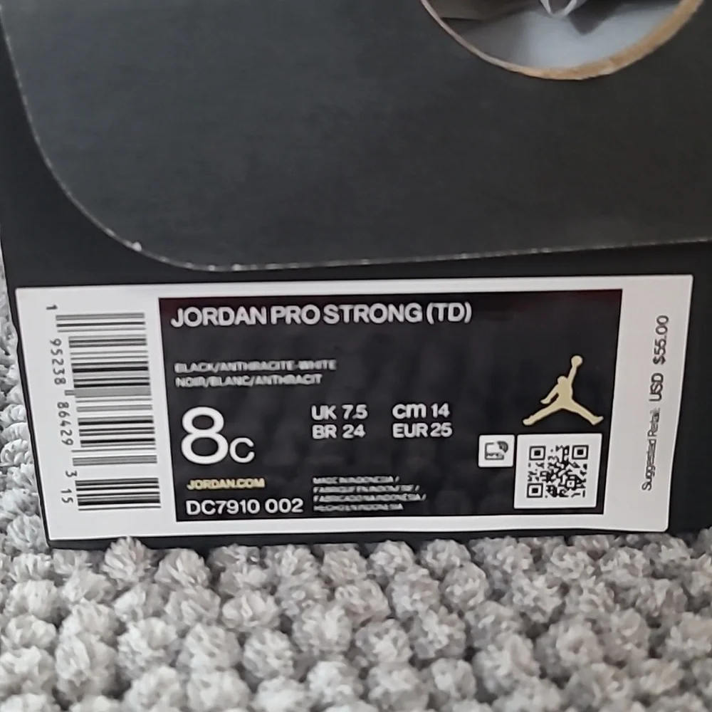 Jordan - Picture 2 of 2